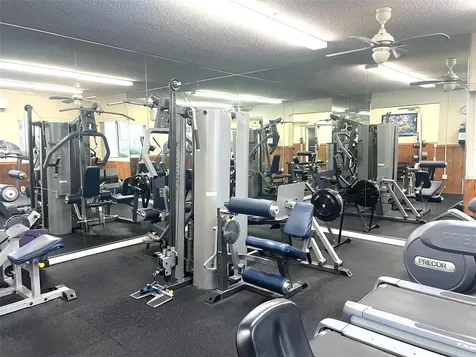 10351 Regal Drive Largo FL 33774