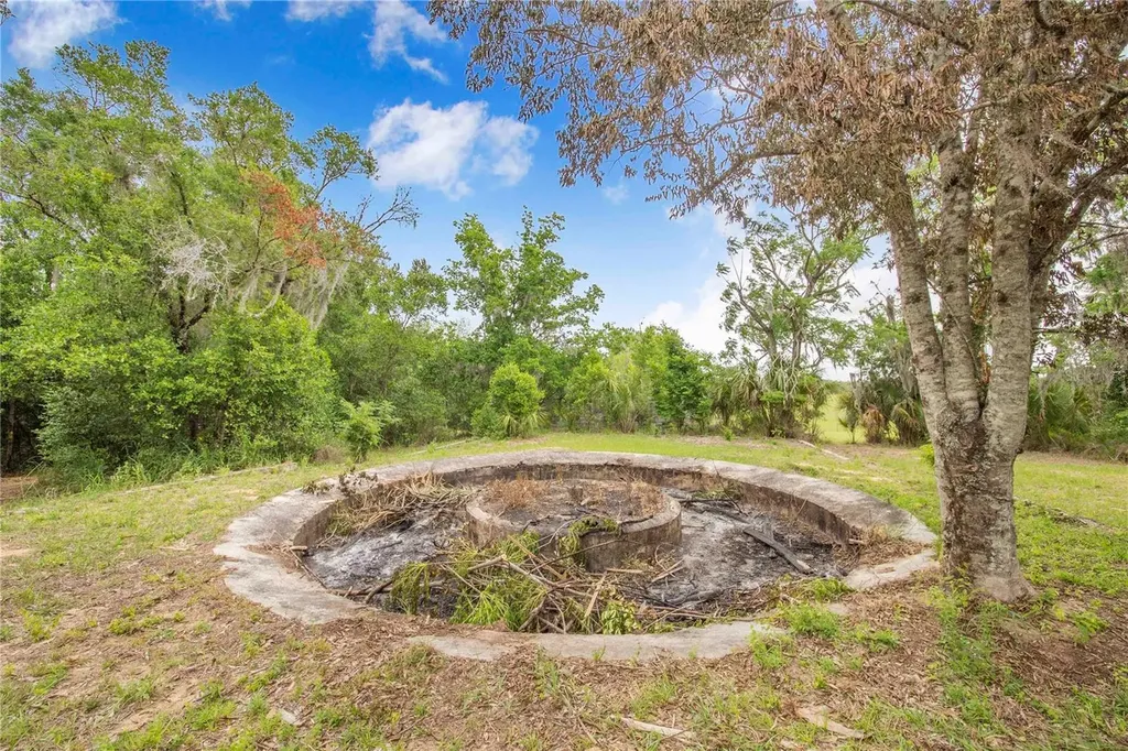 1616 Champagne Road Davenport FL 33837