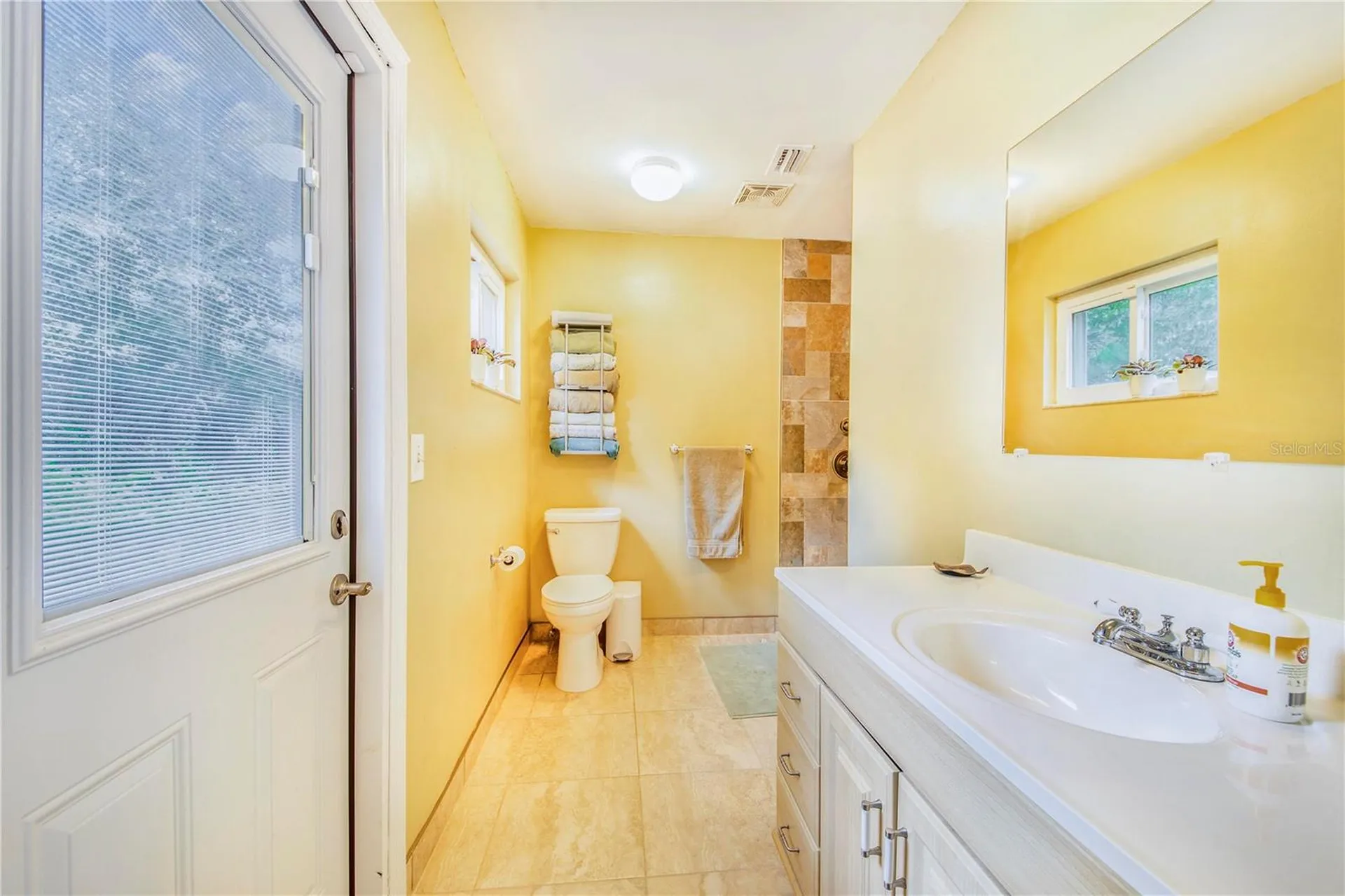 1616 Champagne Road Davenport FL 33837