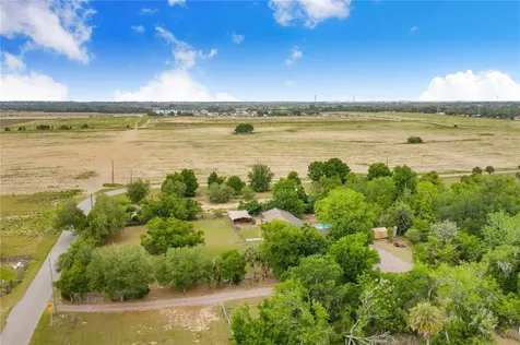 1616 Champagne Road Davenport FL 33837