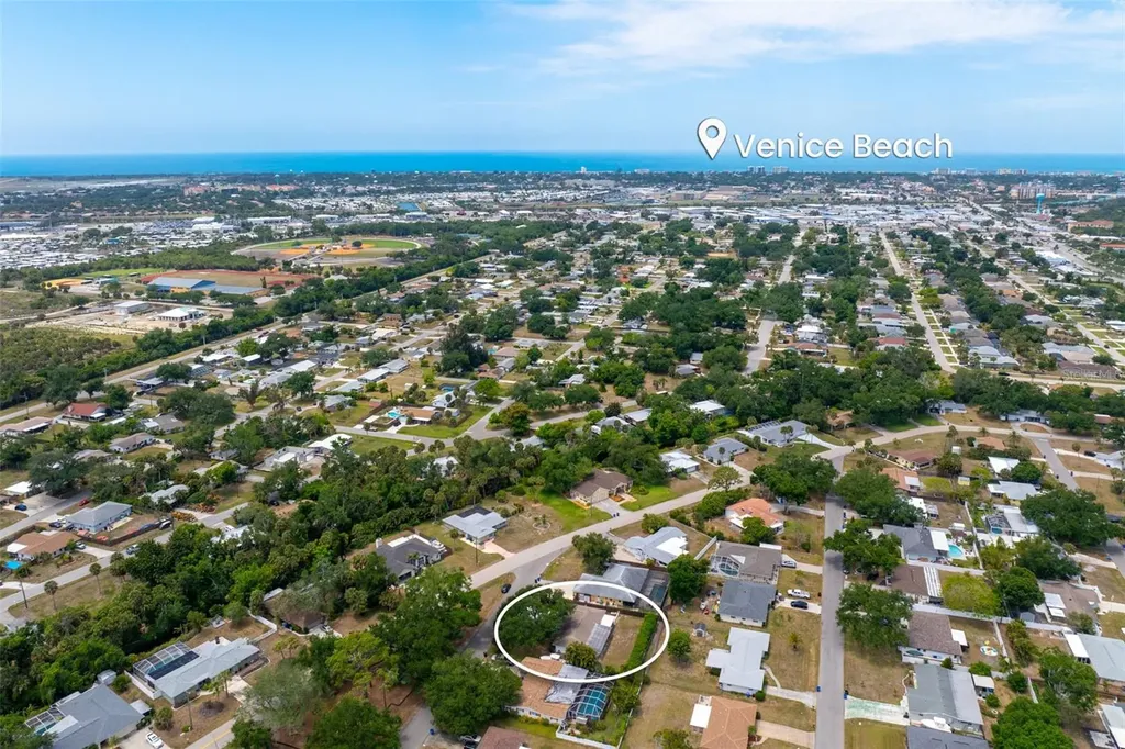 1214 Poplar Avenue Venice FL 34285