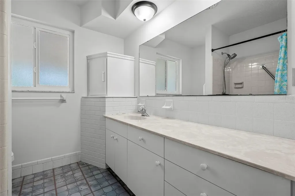 1214 Poplar Avenue Venice FL 34285