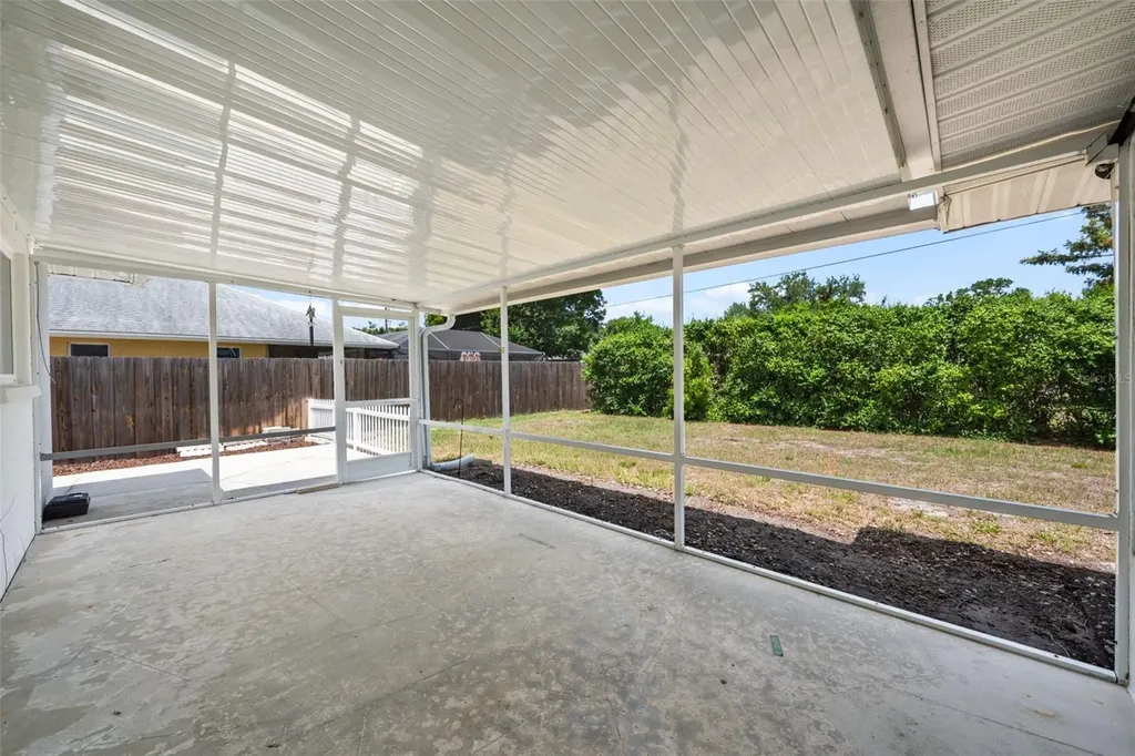 1214 Poplar Avenue Venice FL 34285