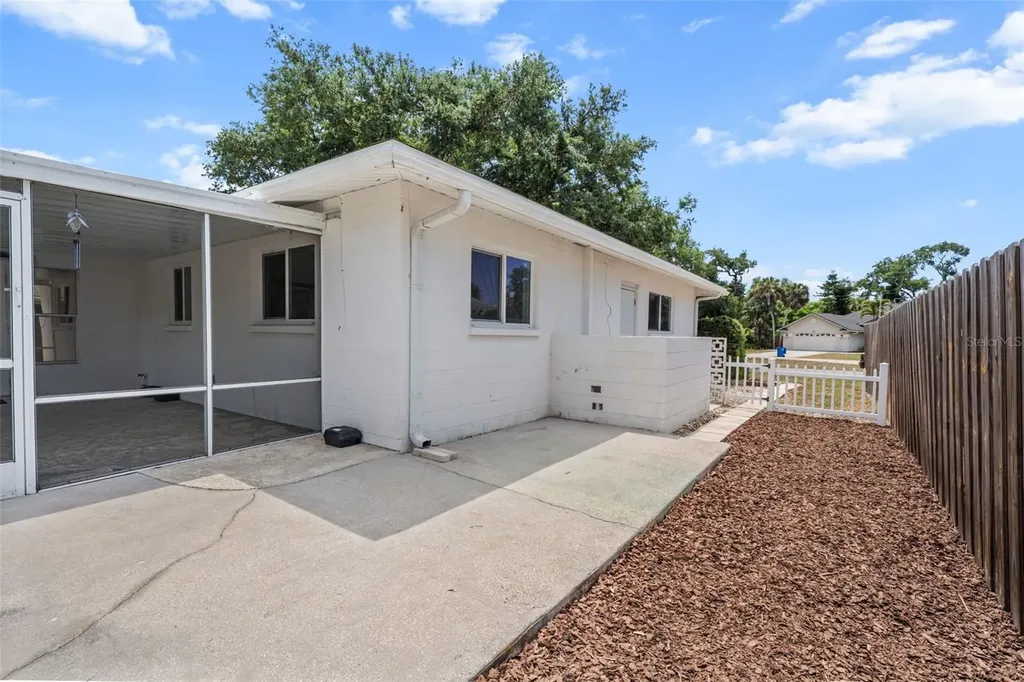 1214 Poplar Avenue Venice FL 34285