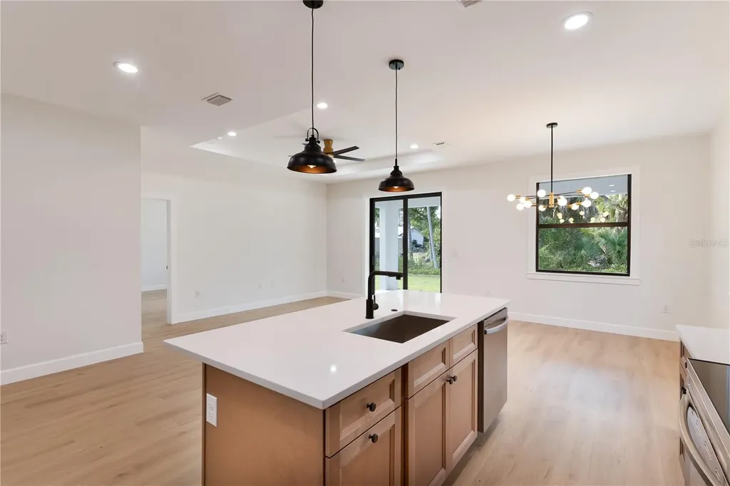 17399 Vallybrook Avenue Port Charlotte FL 33954