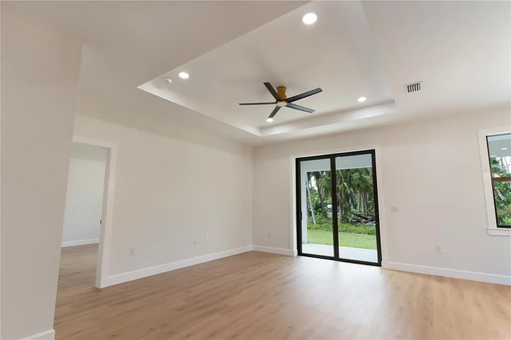 17399 Vallybrook Avenue Port Charlotte FL 33954