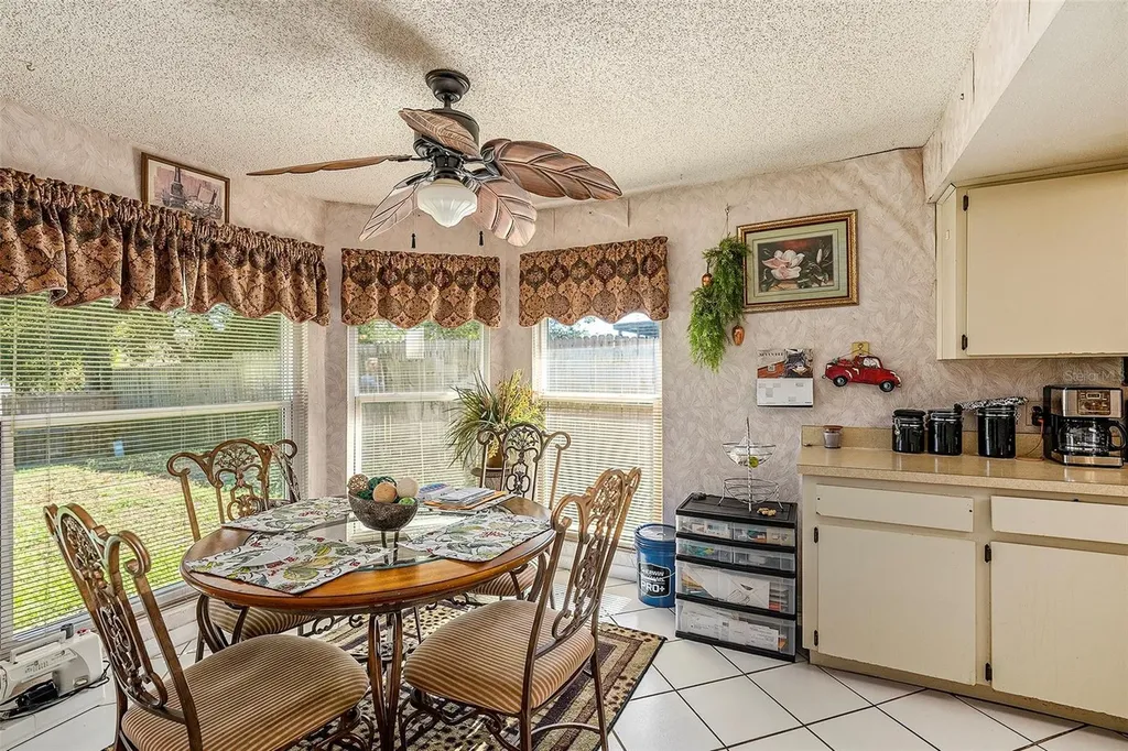 1606 Dusty Rose Lane Brandon FL 33510