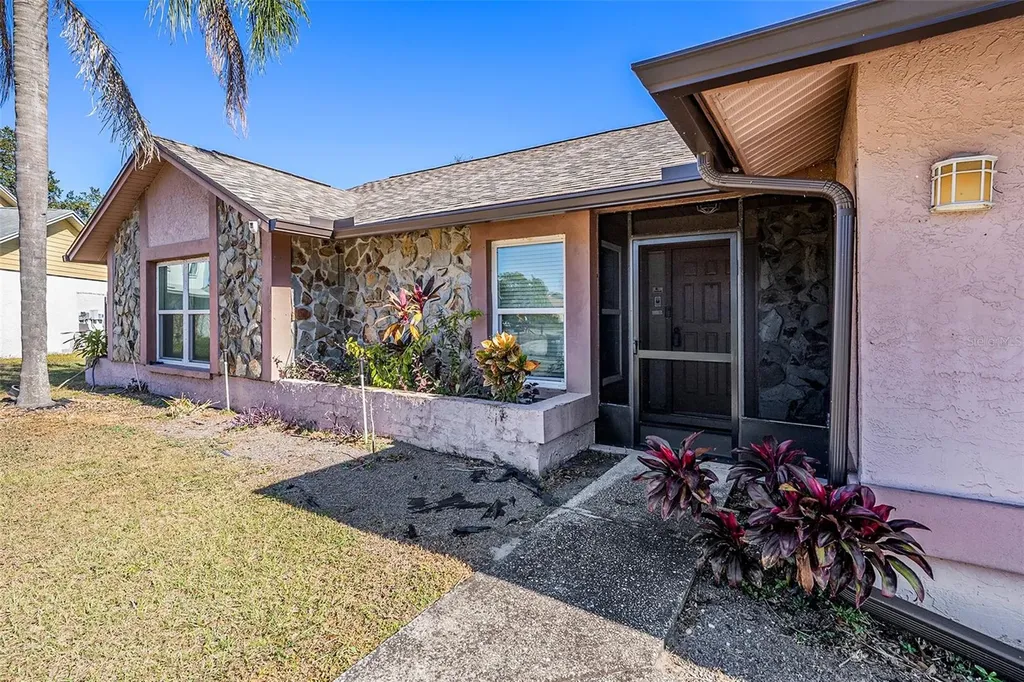 1606 Dusty Rose Lane Brandon FL 33510