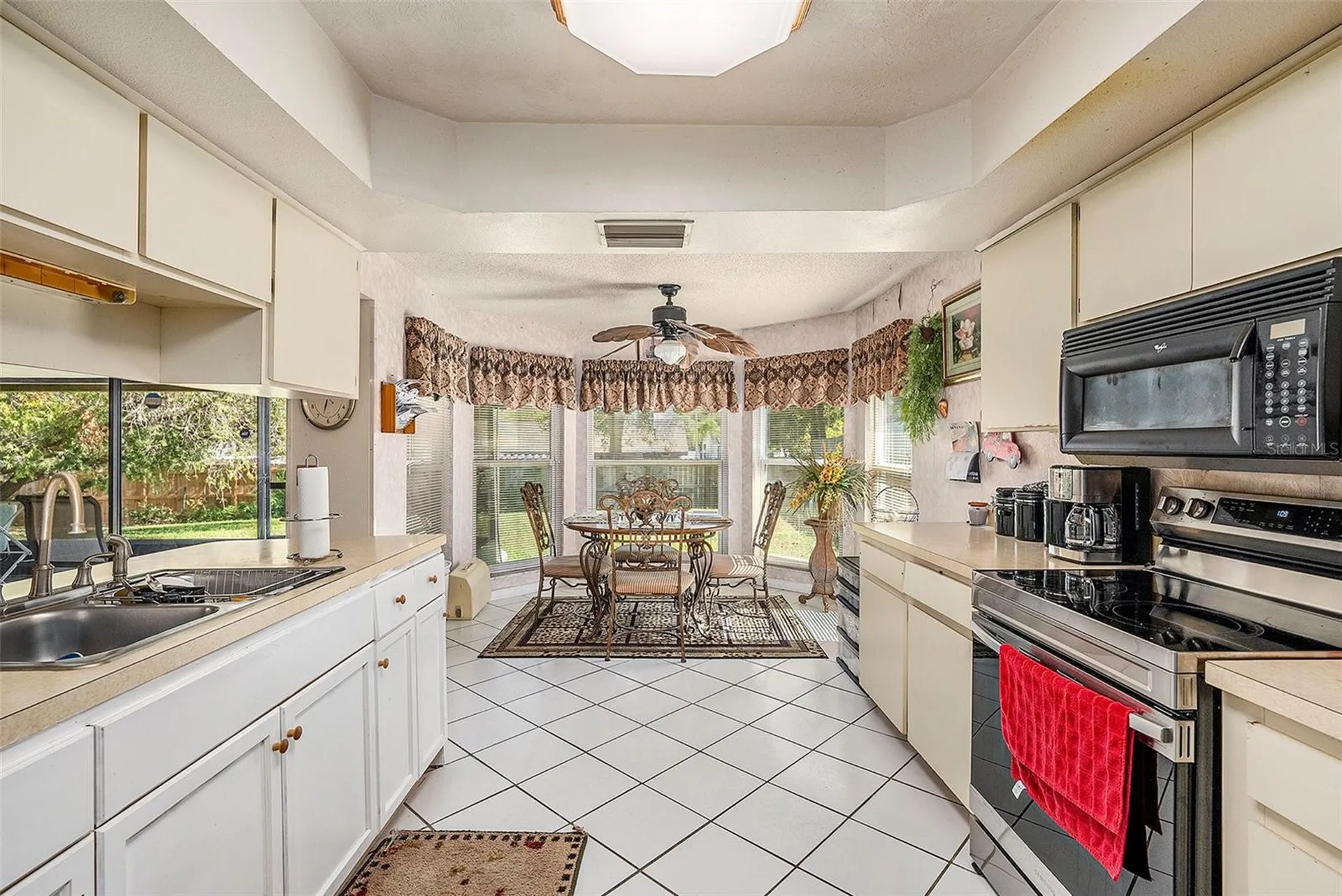 1606 Dusty Rose Lane Brandon FL 33510