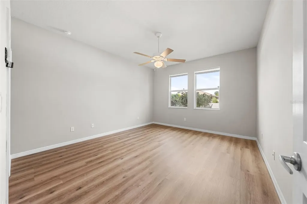 910 Fern Leaf Drive Ruskin FL 33570