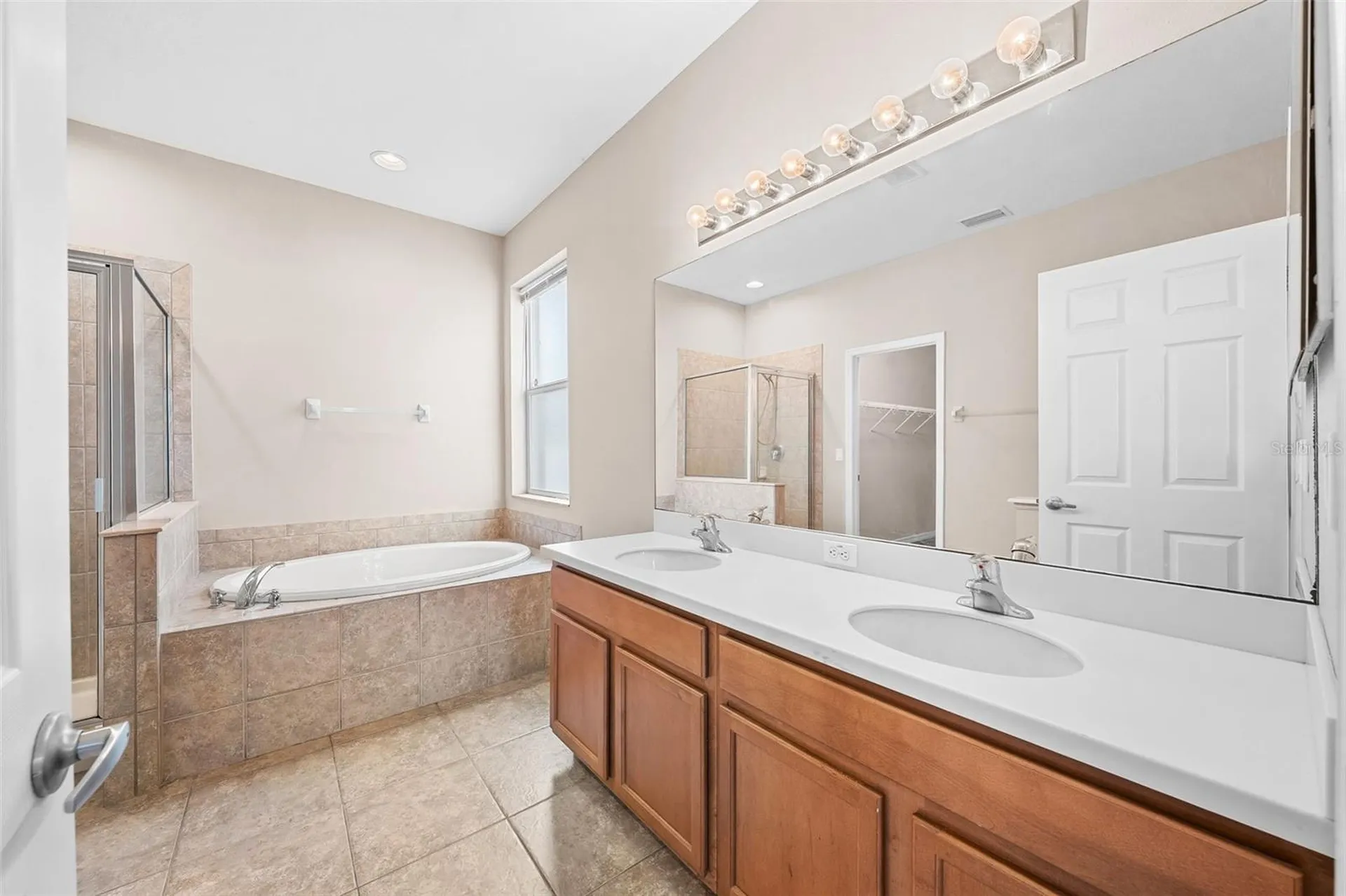 910 Fern Leaf Drive Ruskin FL 33570