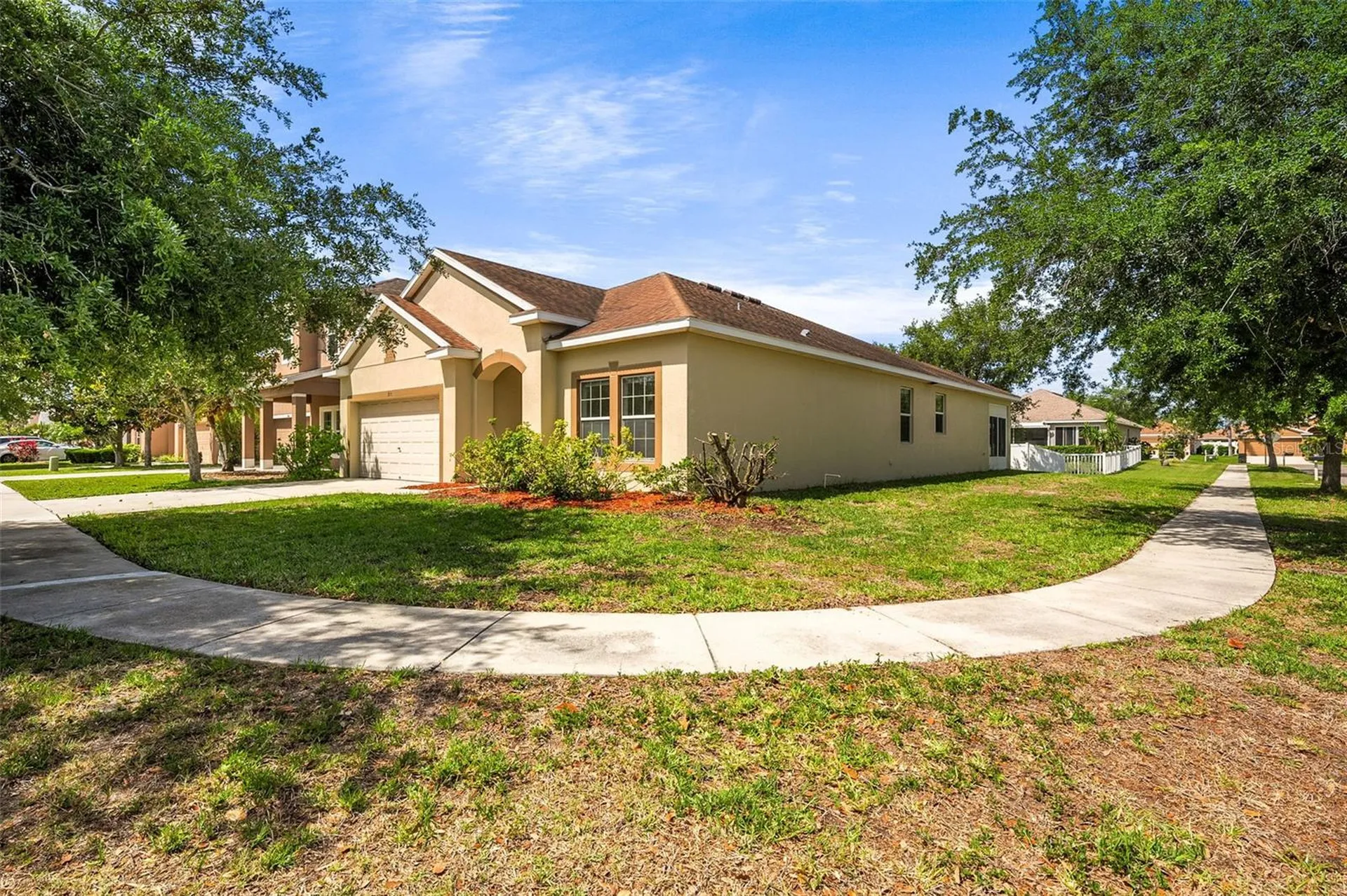 910 Fern Leaf Drive Ruskin FL 33570
