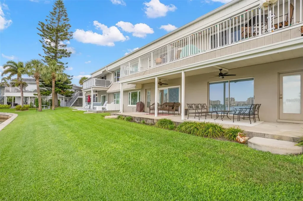 400 Larboard Way Clearwater Beach FL 33767