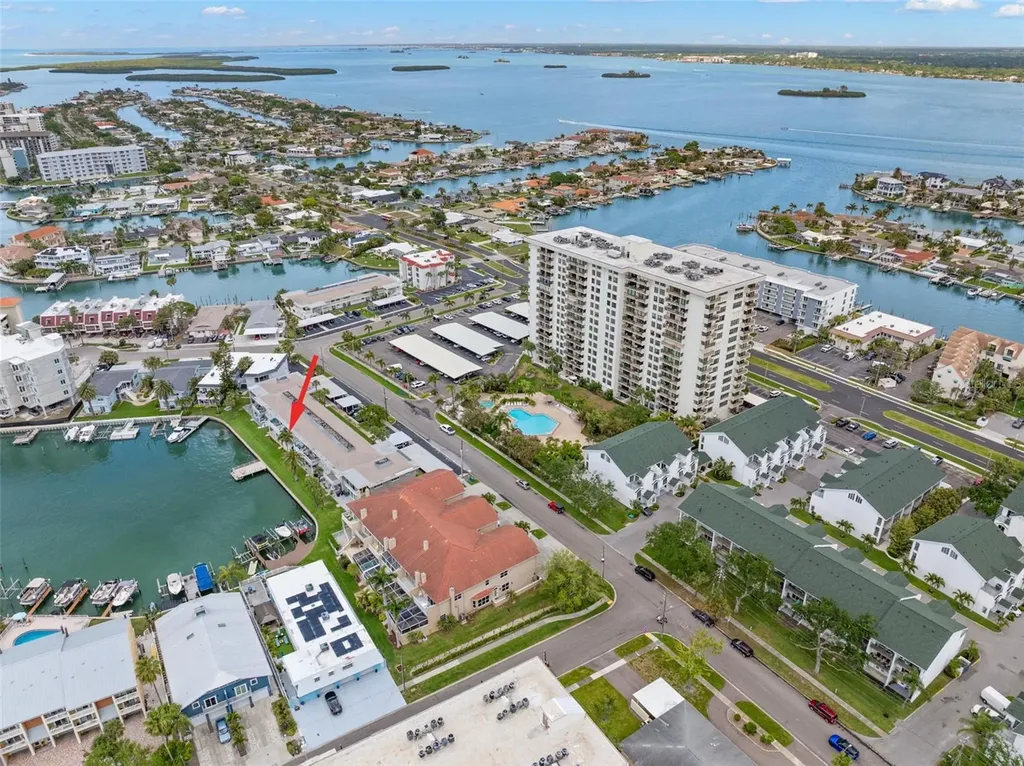 400 Larboard Way Clearwater Beach FL 33767