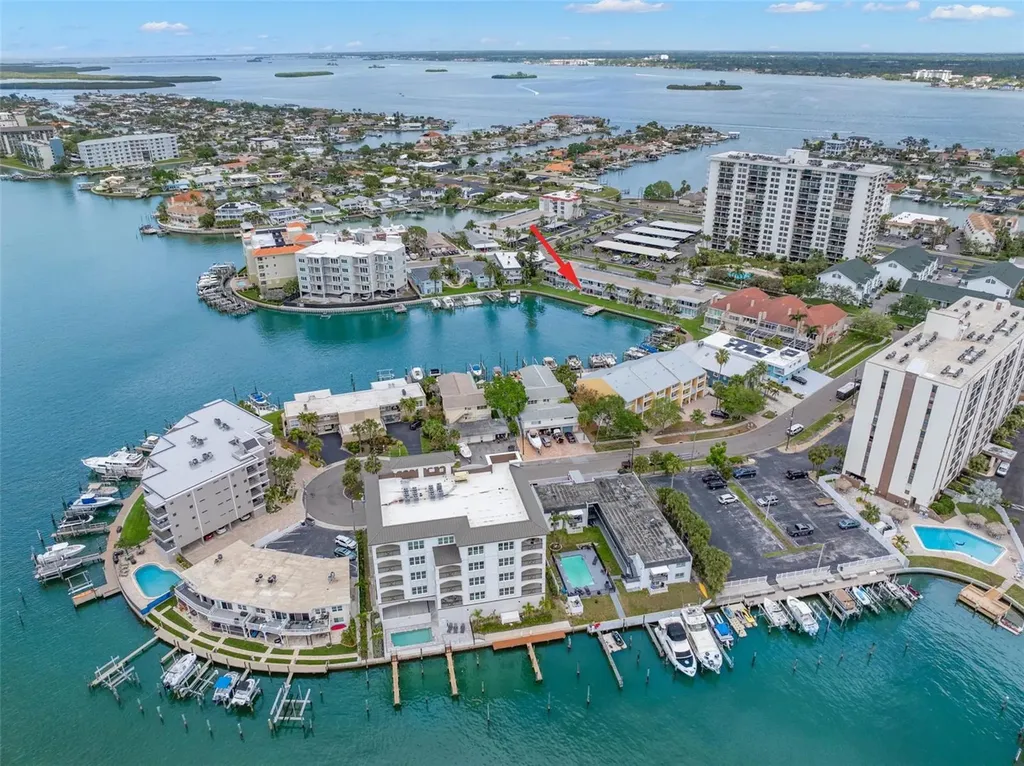 400 Larboard Way Clearwater Beach FL 33767