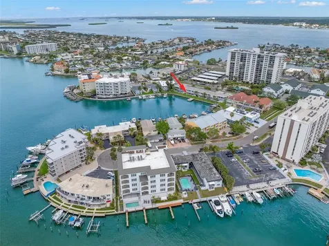 400 Larboard Way Clearwater Beach FL 33767