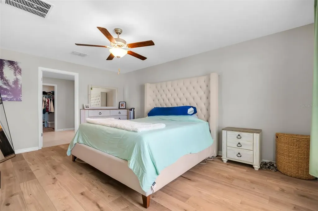 3806 Daisy Bloom Place Tampa FL 33619