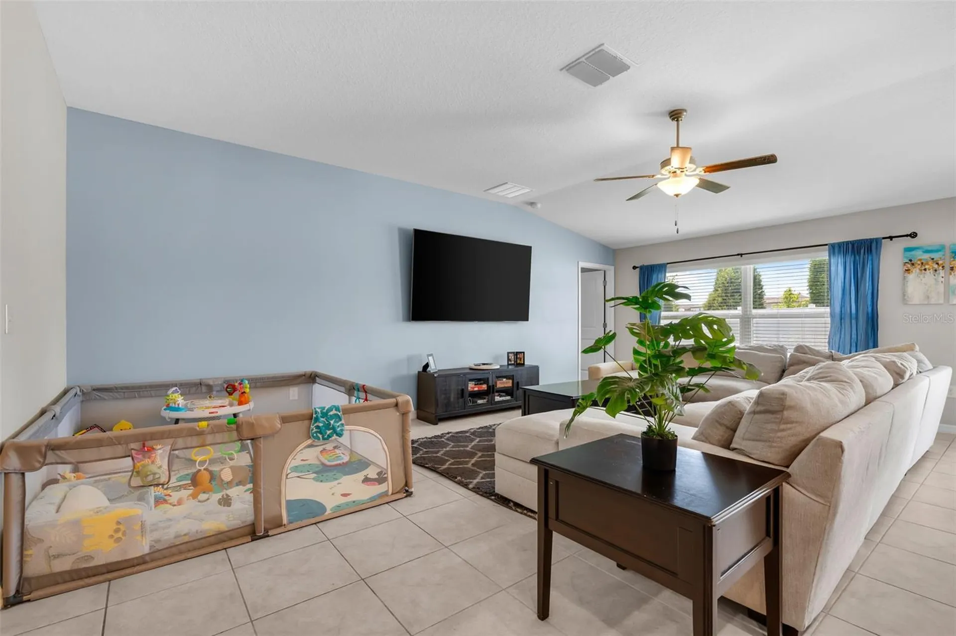 3806 Daisy Bloom Place Tampa FL 33619