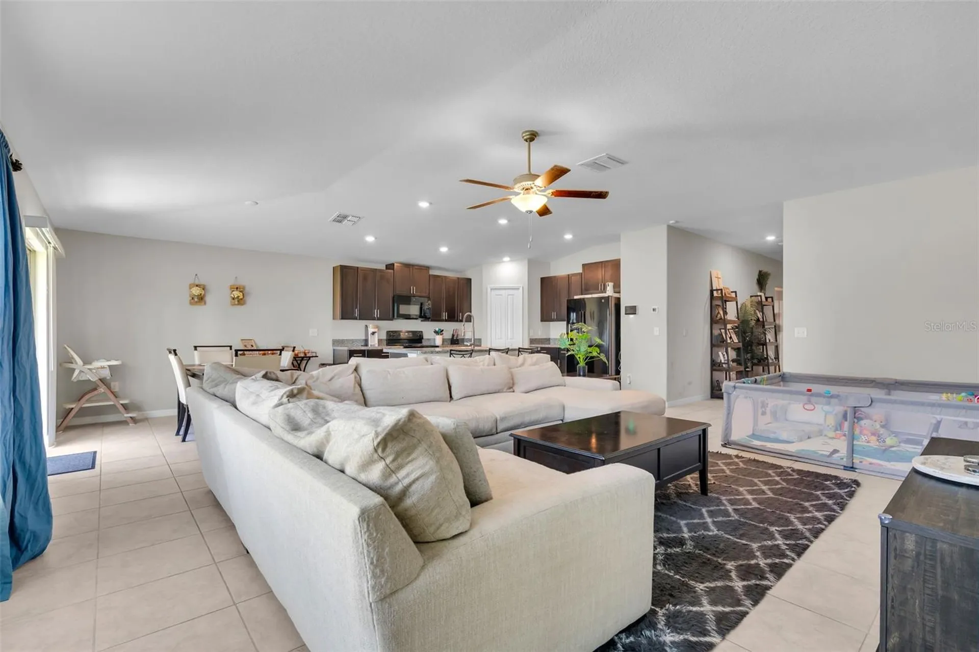 3806 Daisy Bloom Place Tampa FL 33619