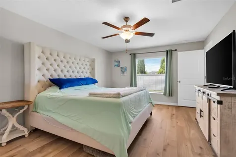 3806 Daisy Bloom Place Tampa FL 33619