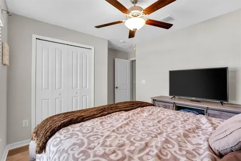 3806 Daisy Bloom Place Tampa FL 33619