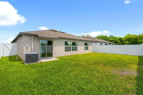 3806 Daisy Bloom Place Tampa FL 33619