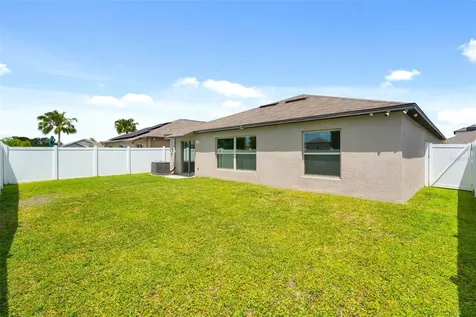 3806 Daisy Bloom Place Tampa FL 33619
