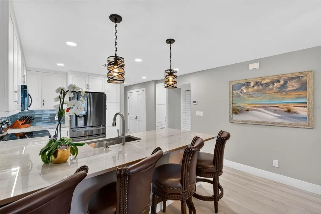 1080 W Peppertree Lane Sarasota FL 34242