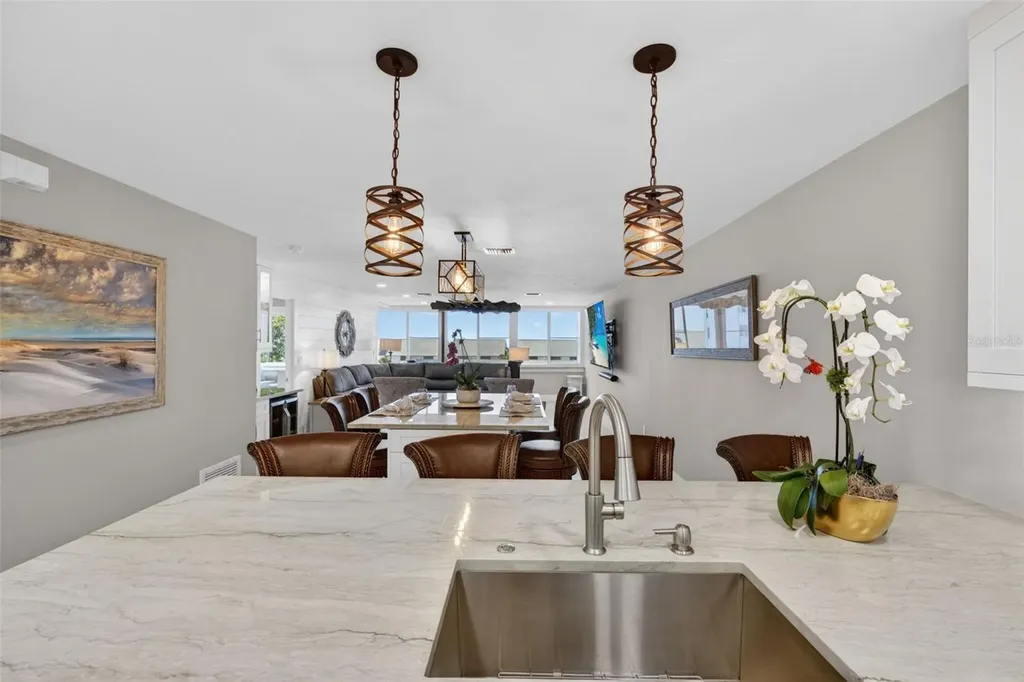 1080 W Peppertree Lane Sarasota FL 34242