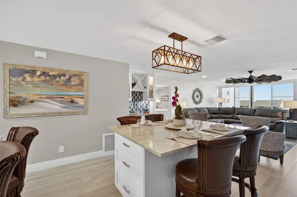 1080 W Peppertree Lane Sarasota FL 34242