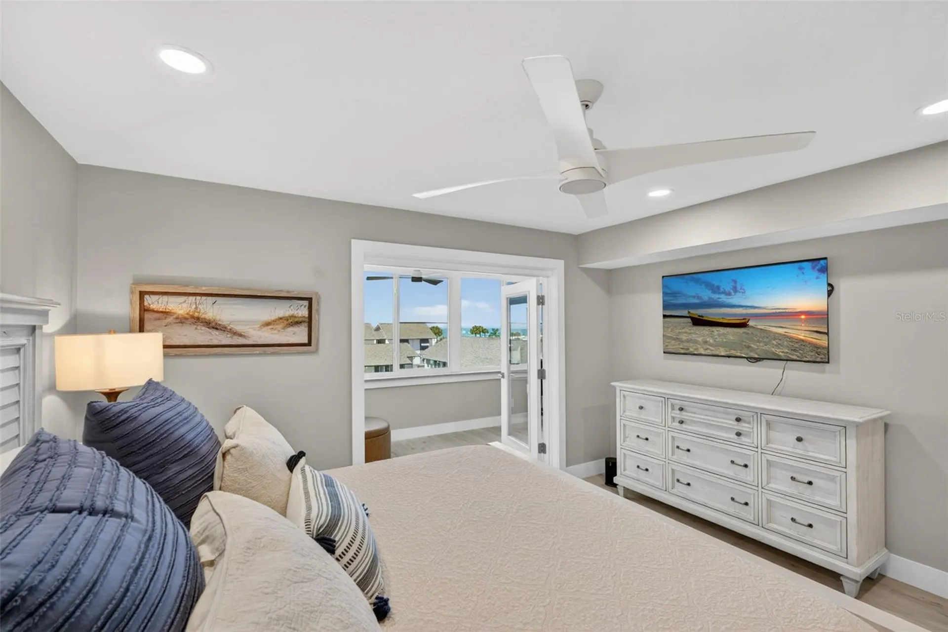 1080 W Peppertree Lane Sarasota FL 34242