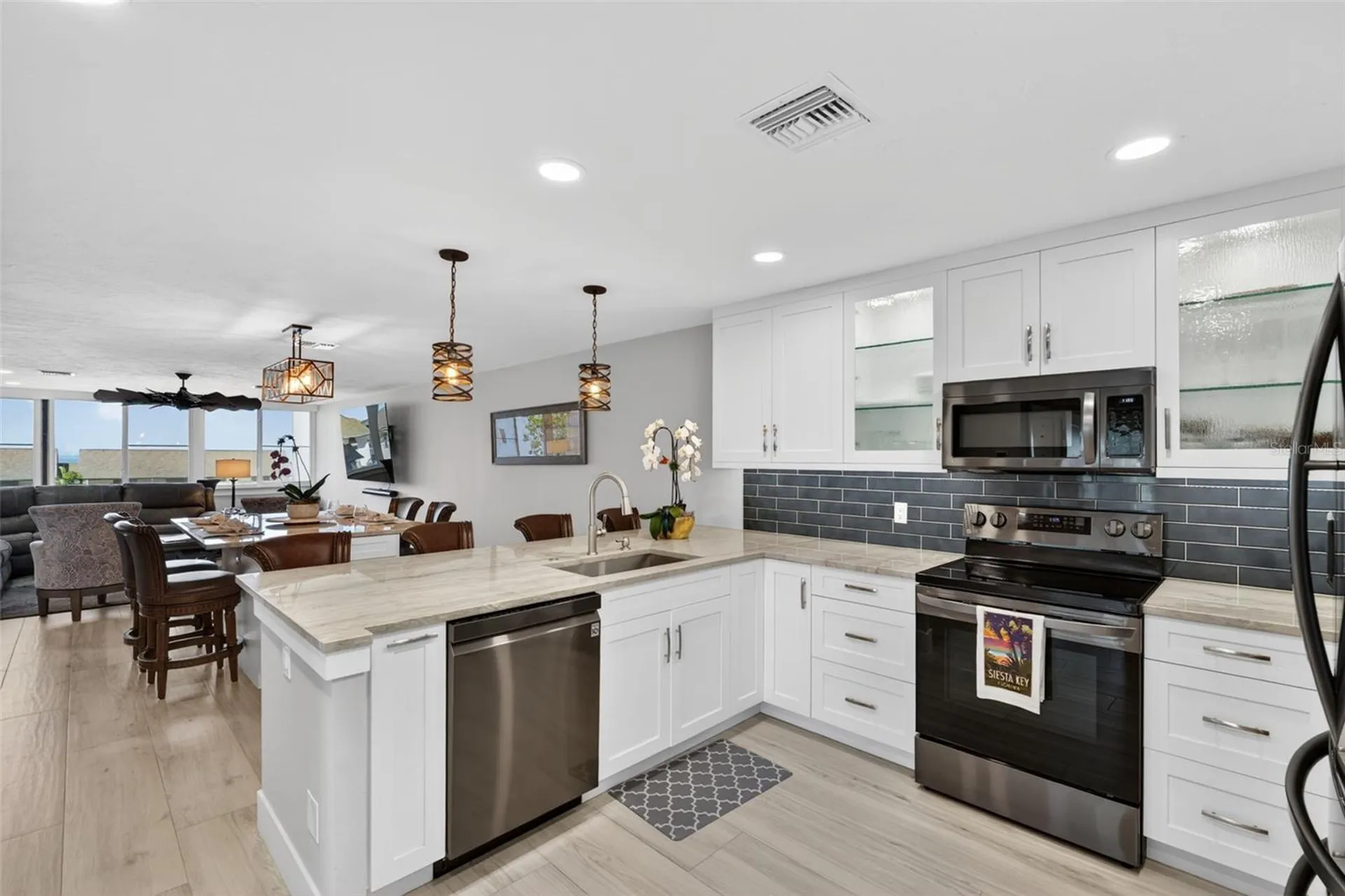 1080 W Peppertree Lane Sarasota FL 34242