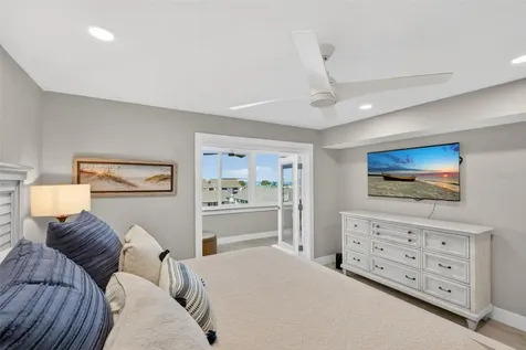 1080 W Peppertree Lane Sarasota FL 34242