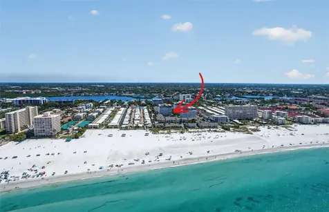 1080 W Peppertree Lane Sarasota FL 34242