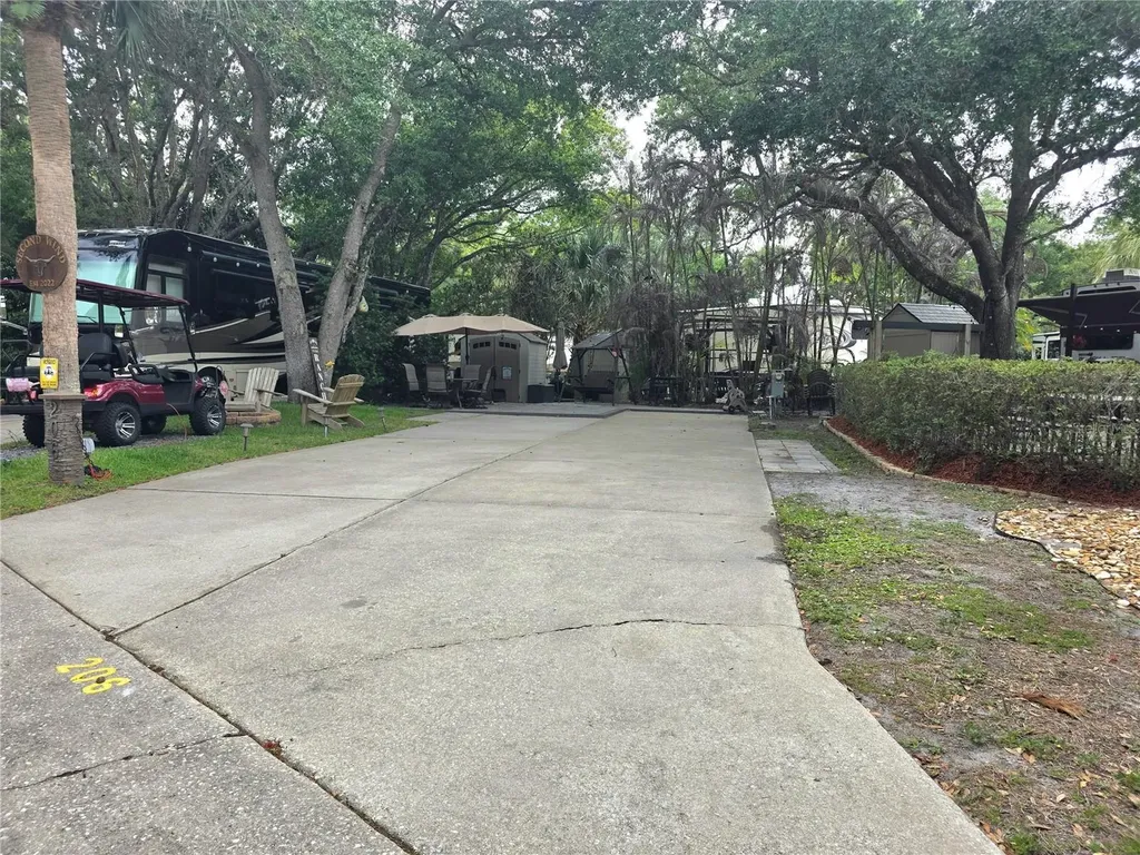 206 Longhorn Drive Lake Wales FL 33898