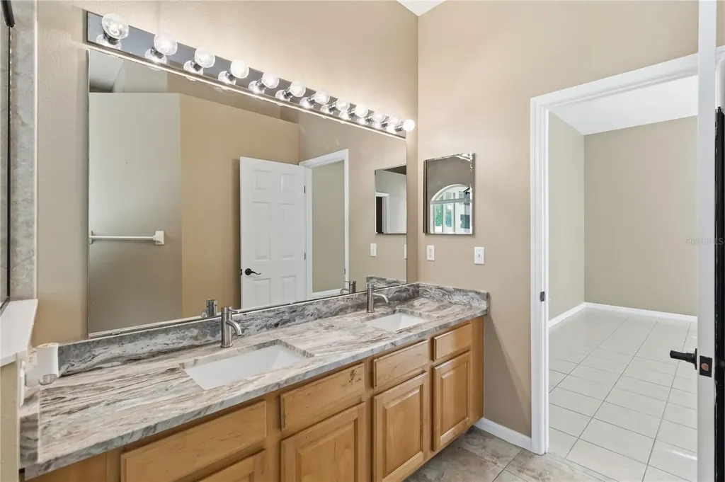 677 Buckhaven Loop Ocoee FL 34761
