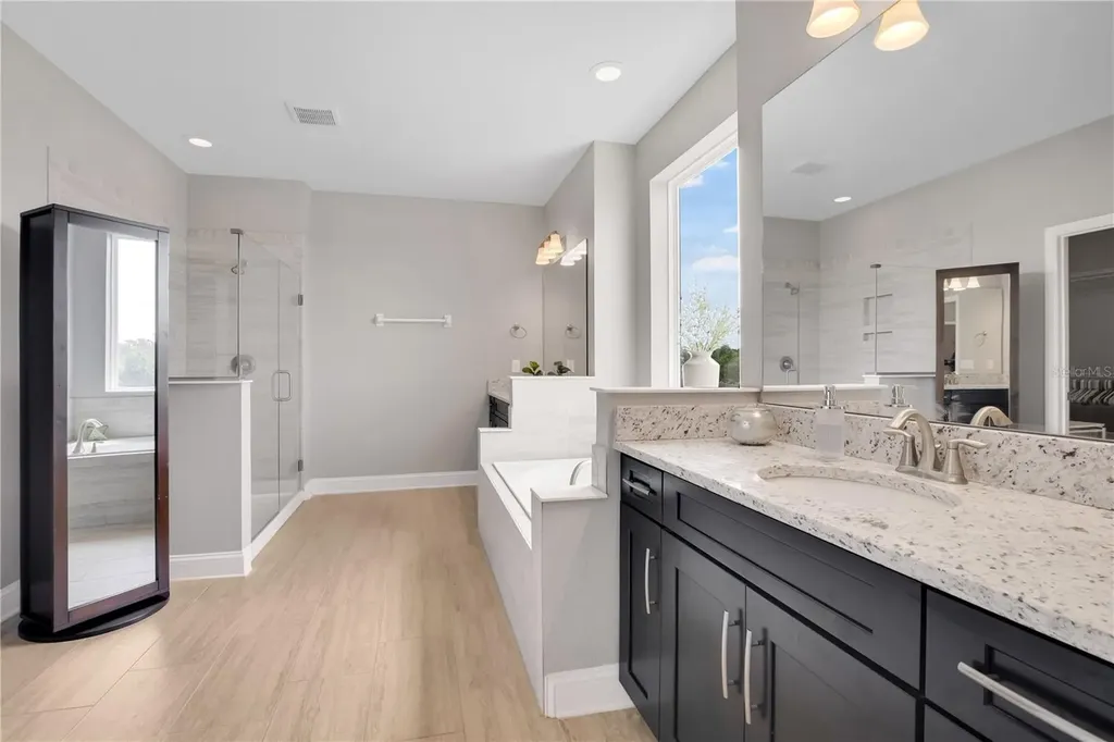 15200 Lake Claire Overlook Drive Winter Garden FL 34787