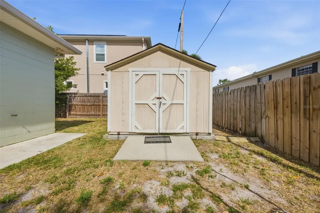 2512 W Kansas Avenue Tampa FL 33629