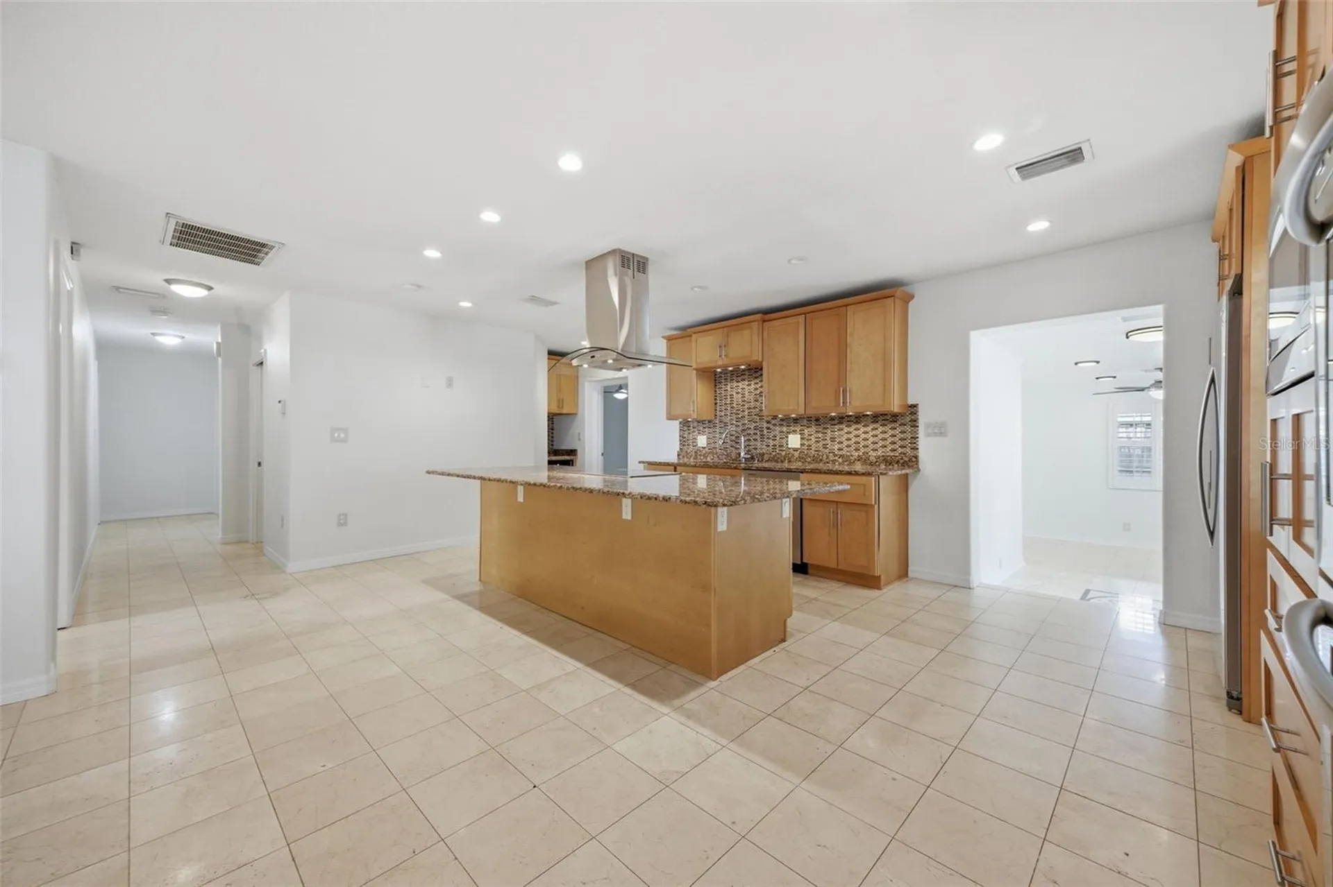 2512 W Kansas Avenue Tampa FL 33629