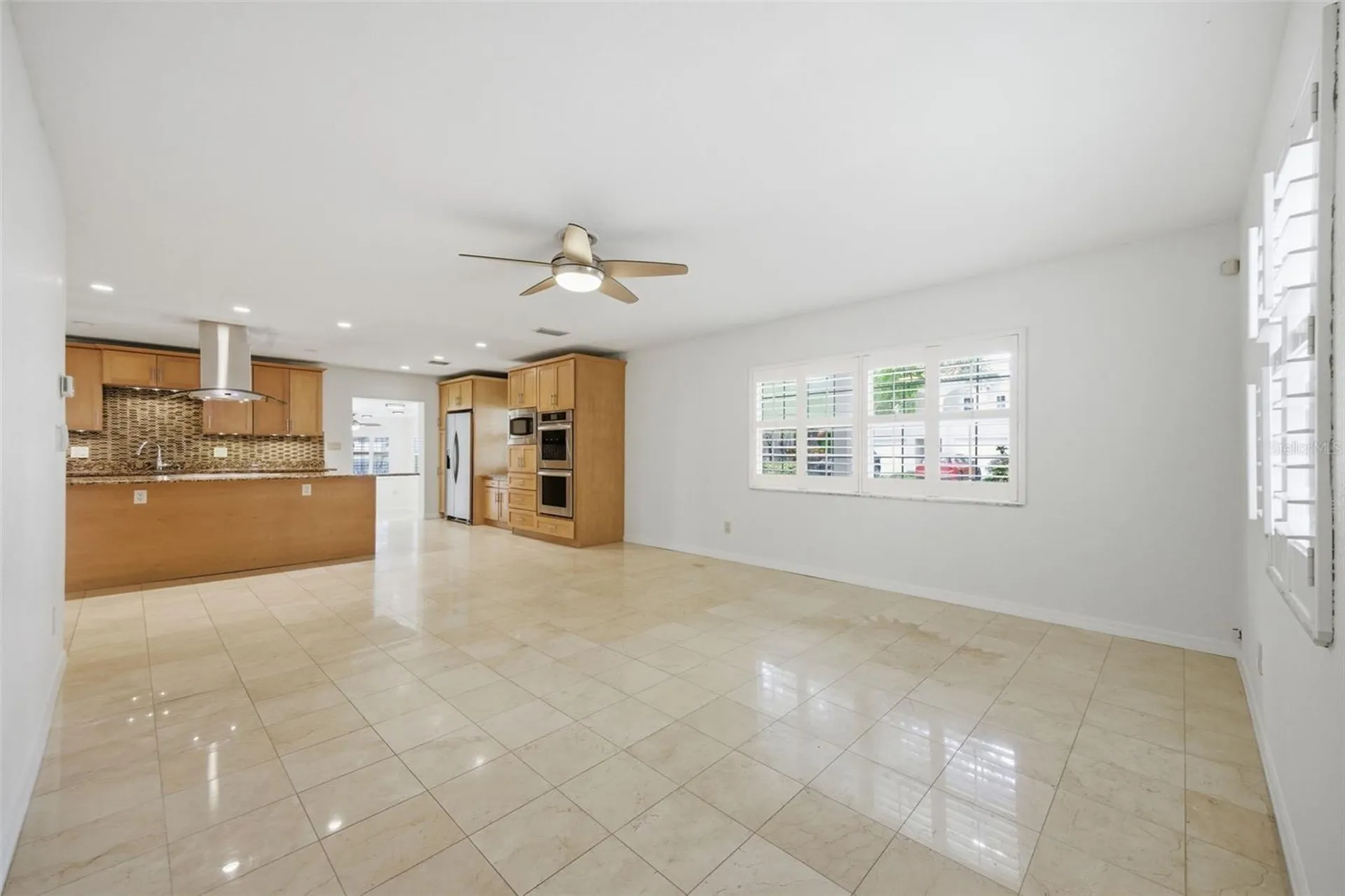 2512 W Kansas Avenue Tampa FL 33629