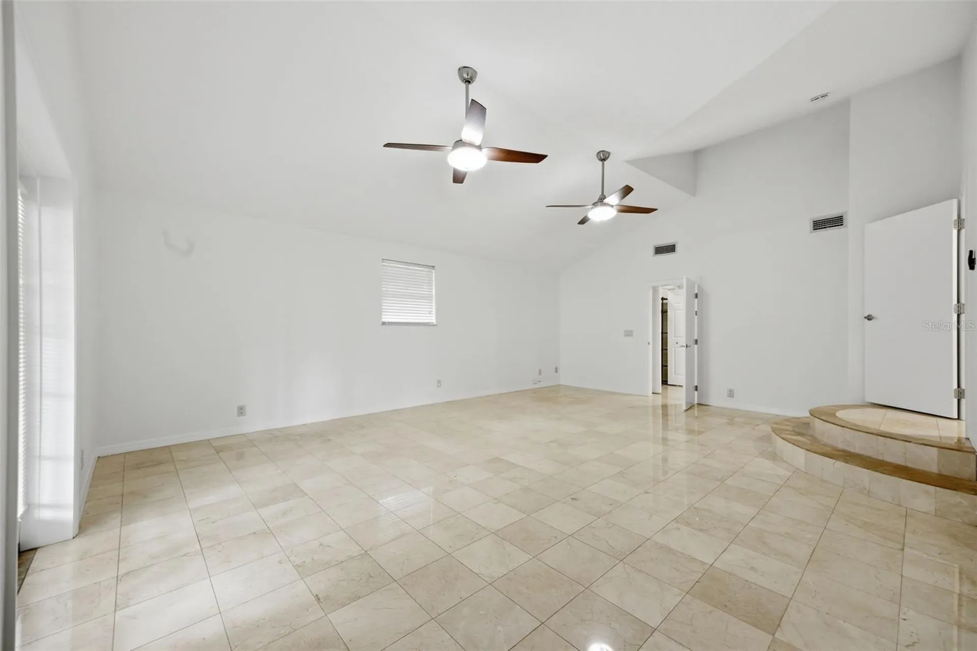 2512 W Kansas Avenue Tampa FL 33629
