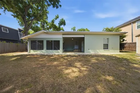 2512 W Kansas Avenue Tampa FL 33629