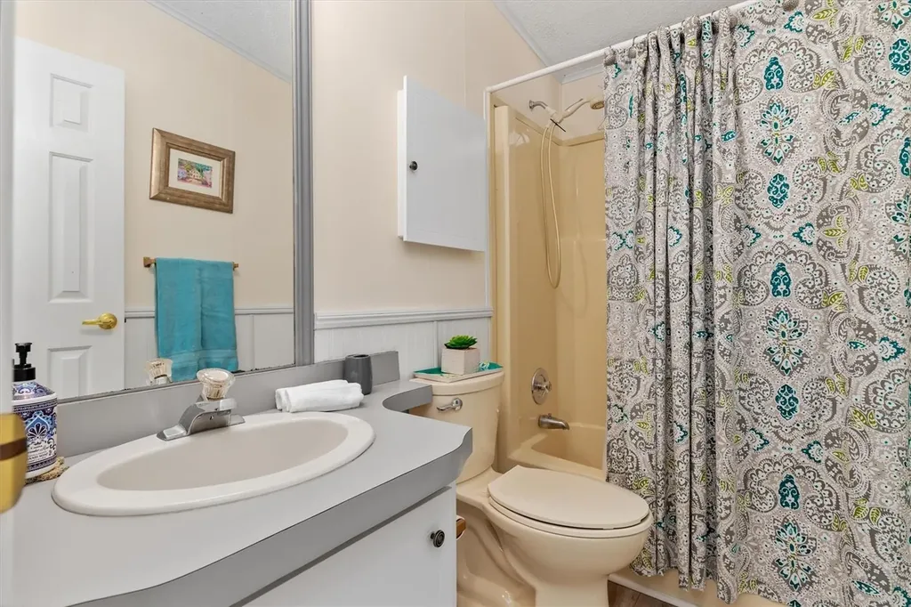 3308 Goldfinch Englewood FL 34224