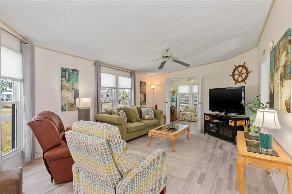 3308 Goldfinch Englewood FL 34224