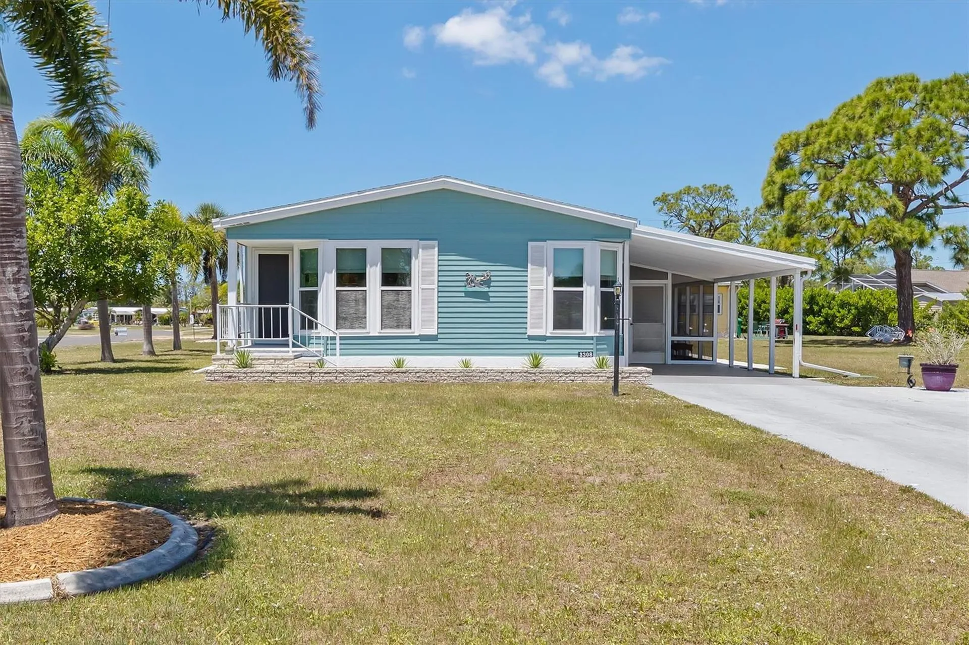 3308 Goldfinch Englewood FL 34224