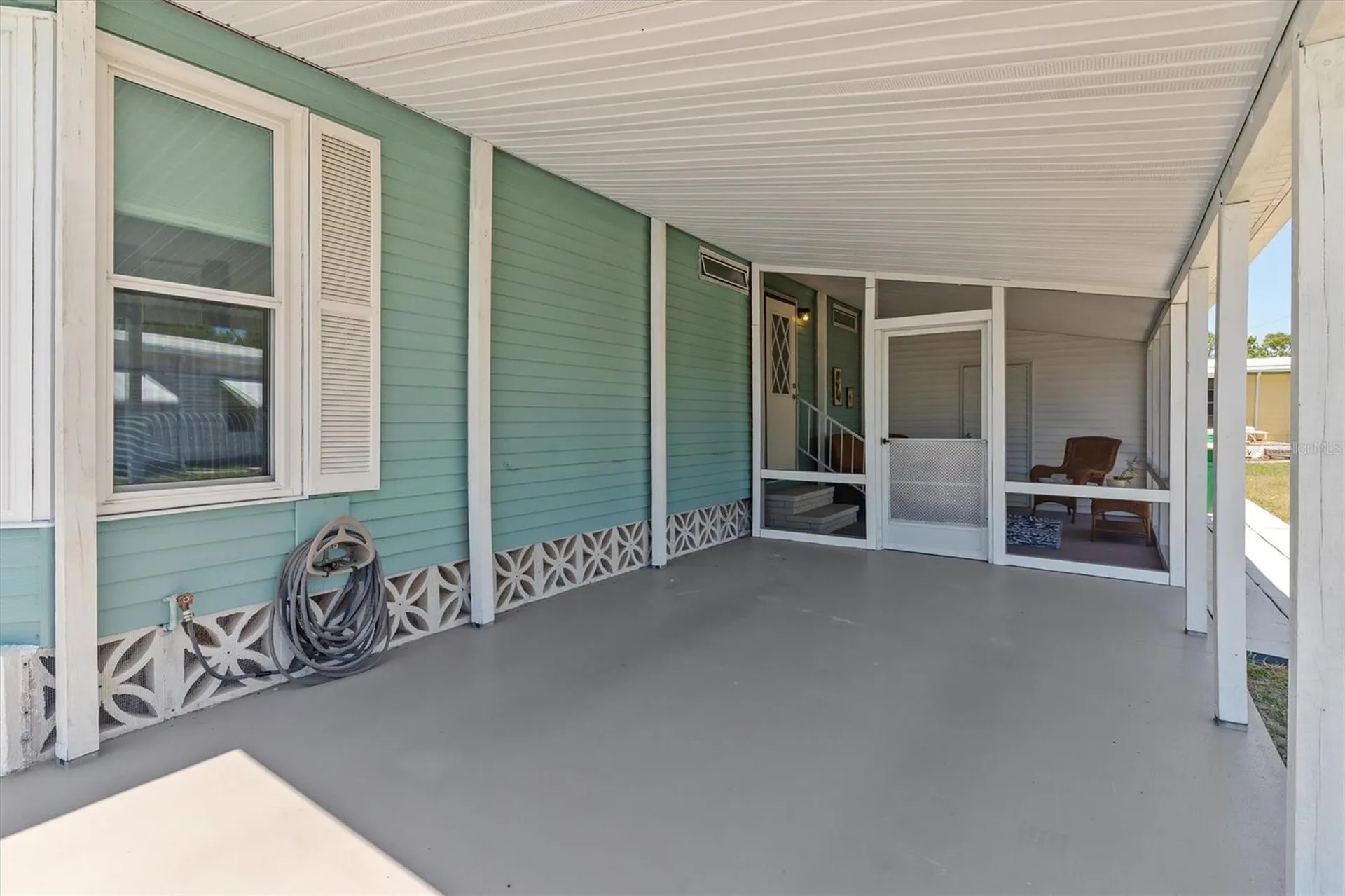 3308 Goldfinch Englewood FL 34224