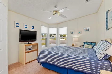 3308 Goldfinch Englewood FL 34224