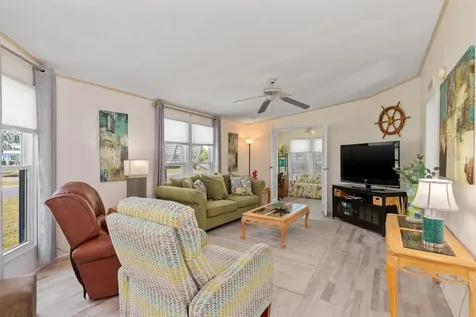 3308 Goldfinch Englewood FL 34224