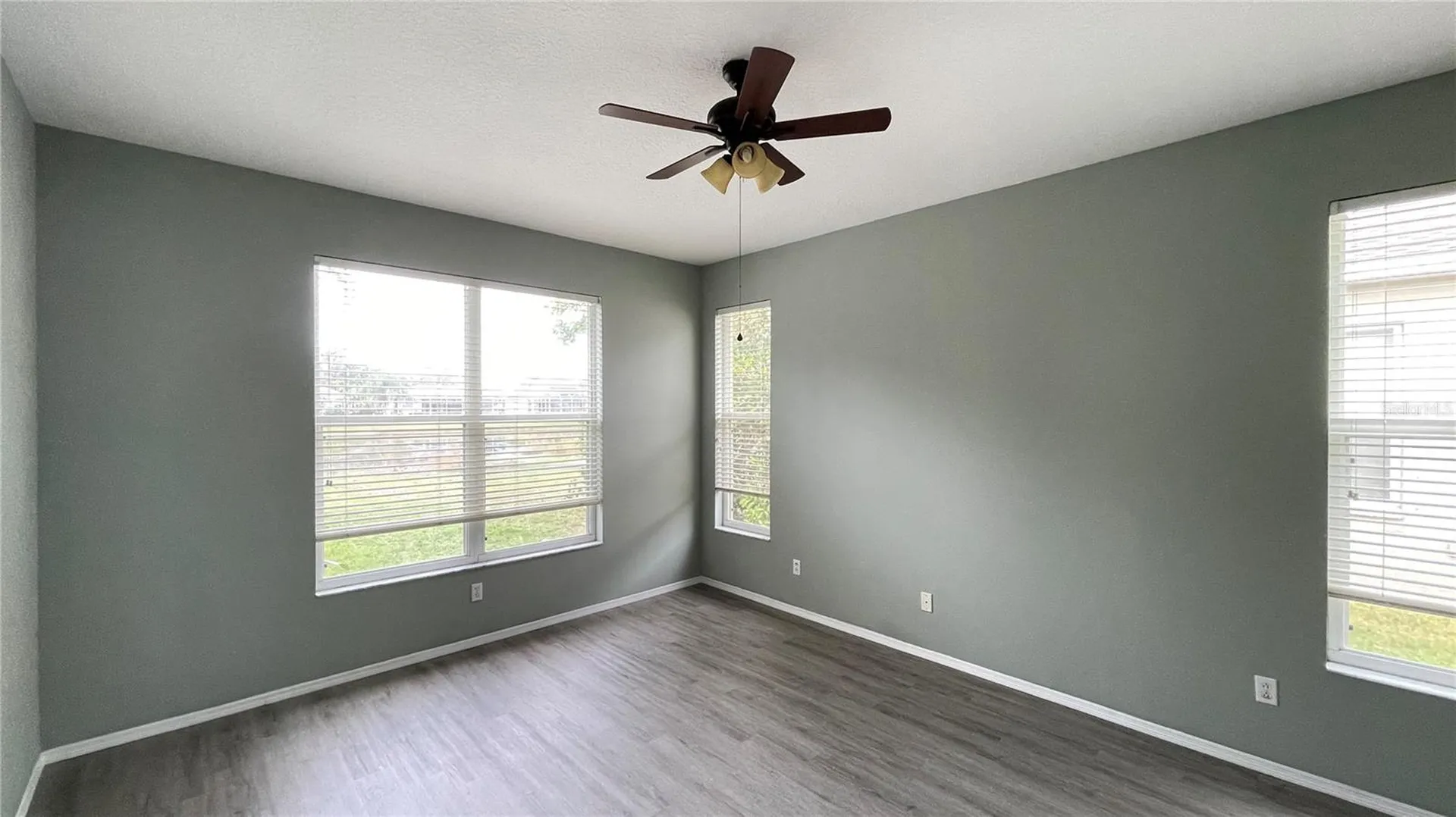 210 41st Street NE Bradenton FL 34208