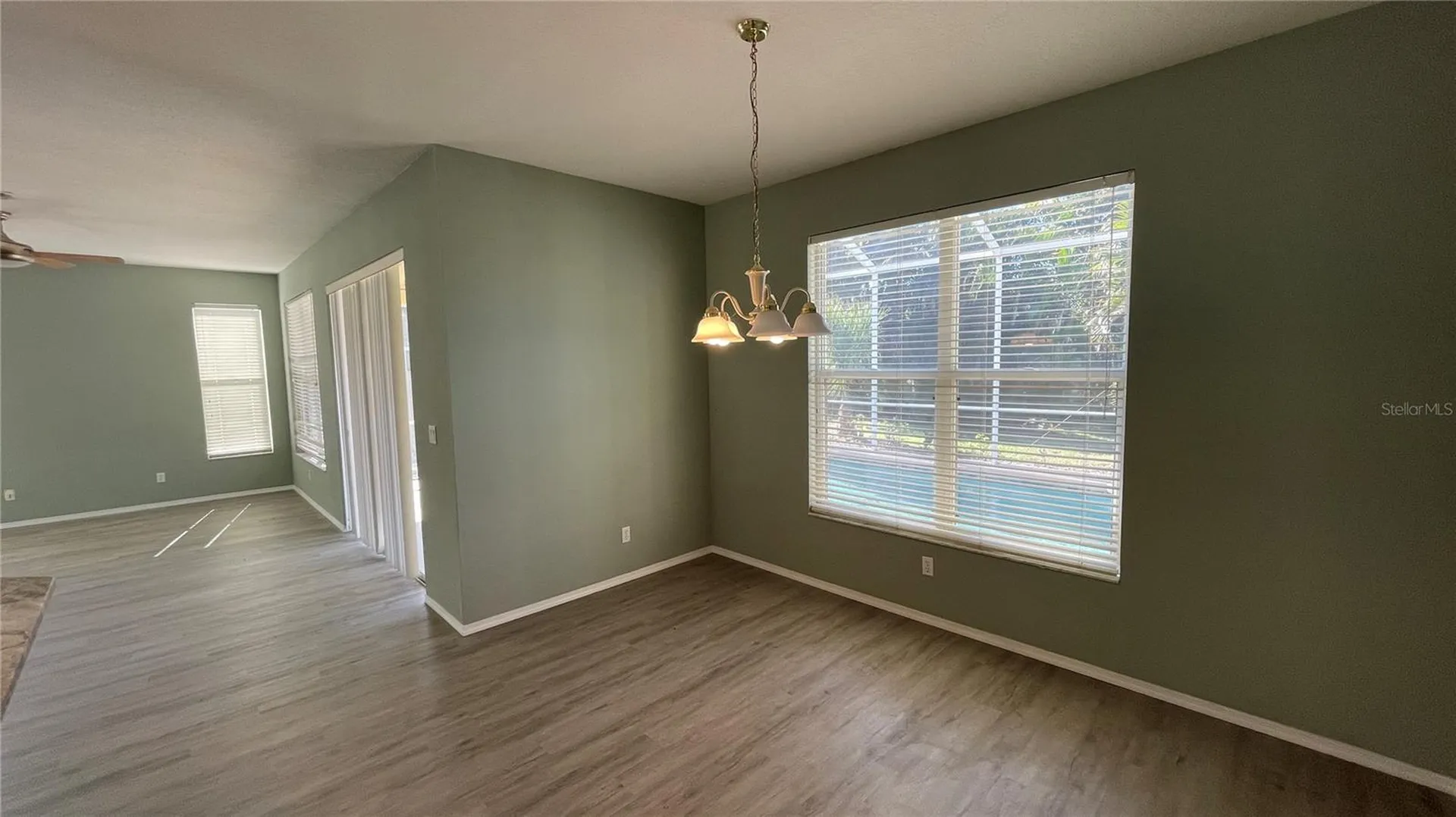 210 41st Street NE Bradenton FL 34208